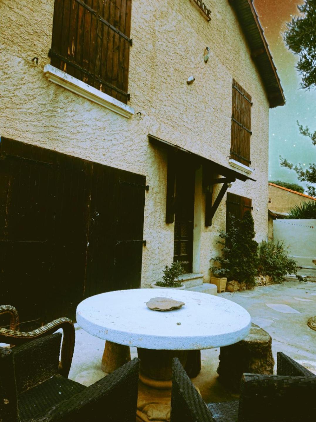 Bed and Breakfast Av De Bordeaux Narbona Habitación foto